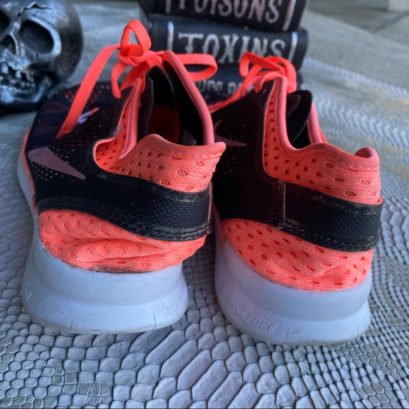 Black coral white Nike free run tr fit 5 running shoes - Picture 5 of 7